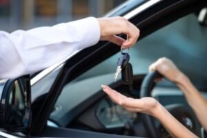 Lepas Kunci: Penawaran Menarik Sewa Mobil Bali untuk Liburan Anda