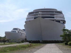 Liburan Ramah Lingkungan yang Menyenangkan di Batam: Hotel Batam Harbour Bay dan Pasific Palace Hotel