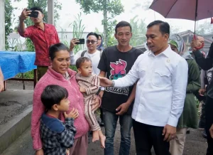 Menteri Wihaji Kunjungi Bangli, Pantau Langsung Keluarga Risiko Stunting