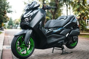 Suspensi Downsize Yamaha XMAX untuk Stabilisasi