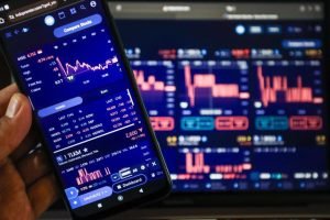 Saham BBRI, TLKM, dan Emas Dongkrak IHSG