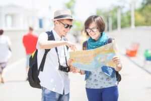 Tujuh Kewajiban Wisatawan Asing Saat ke Indonesia