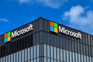 Investasi Besar Microsoft dan Du untuk Pusat Data Hyperscale di Dubai