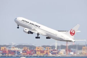 Japan Airlines Permudah Wisatawan Kirim Bagasi Hotel