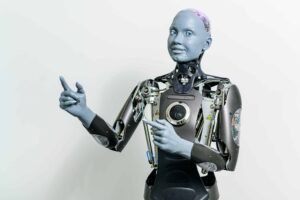 Robot Humanoid: Menjelajahi Potensi dan Implikasinya di Masa Depan